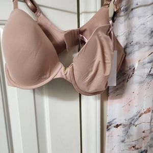 38DD new bra
